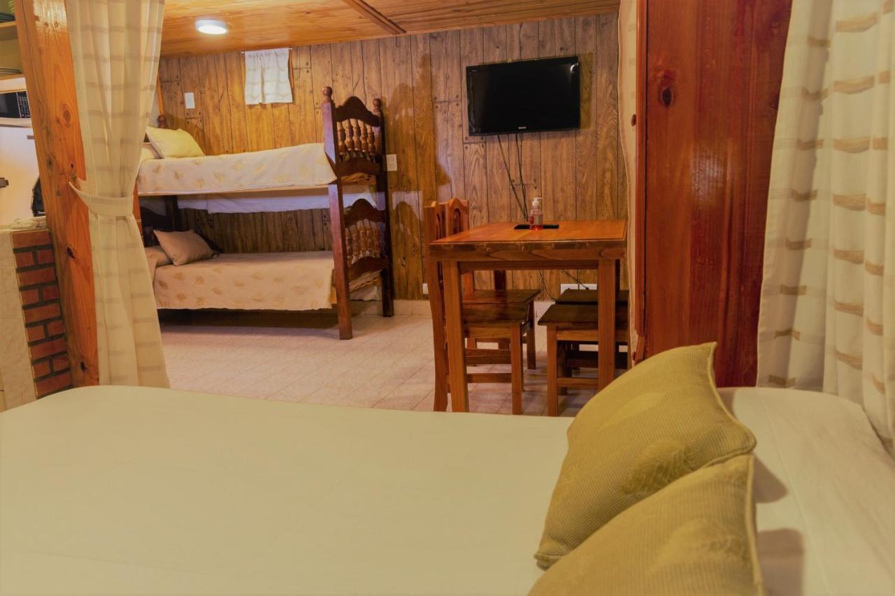 Don Pepe Hotel Y Cabanas El Calafate Esterno foto